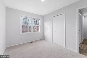 920 Windsor Ct, Sterling, VA 20164 - Photo 25