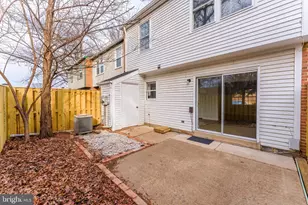 920 Windsor Ct, Sterling, VA 20164 - Photo 31