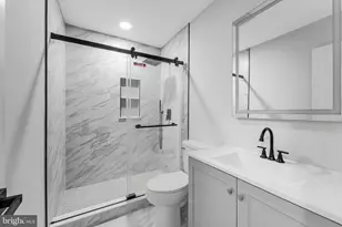 920 Windsor Ct, Sterling, VA 20164 - Photo 27