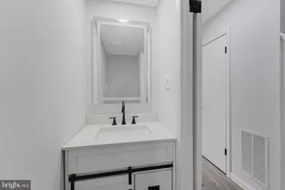 920 Windsor Court, Sterling, VA 20164 - Photo 17