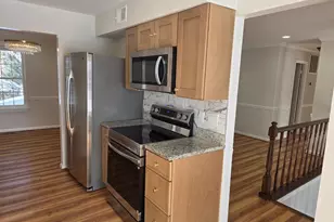 10217 McKean Ct, Great Falls, VA 22066 - Photo 39