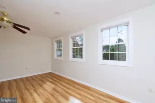 10217 McKean Ct, Great Falls, VA 22066 - Photo 25