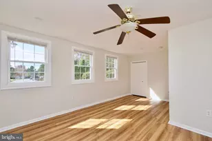 10217 McKean Ct, Great Falls, VA 22066 - Photo 27