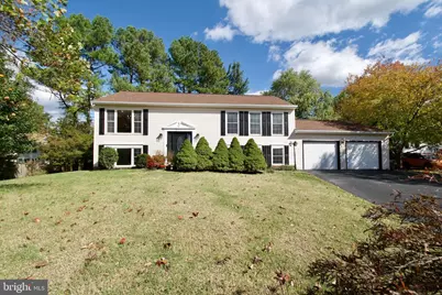10217 McKean Court, Great Falls, VA 22066 - Photo 3