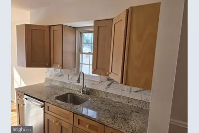 10217 McKean Court, Great Falls, VA 22066 - Photo 15