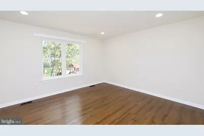 10217 McKean Court, Great Falls, VA 22066 - Photo 23