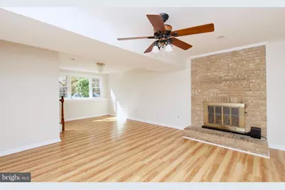 10217 McKean Court, Great Falls, VA 22066 - Photo 29