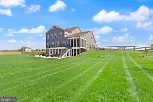 38866 Silver King Cir, Waterford, VA 20197 - Photo 101