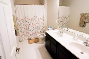 18989 Coral Reef Sq, Leesburg, VA 20176 - Photo 25