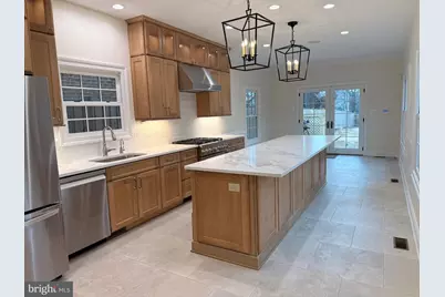 217 W Market Street, Leesburg, VA 20176 - Photo 1