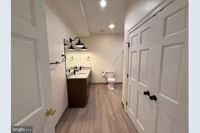 217 W Market Street, Leesburg, VA 20176 - Photo 37