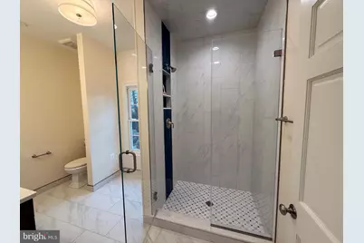 217 W Market Street, Leesburg, VA 20176 - Photo 29