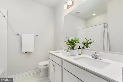 20835 Owenmore Terrace, Sterling, VA 20166 - Photo 17