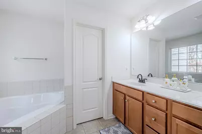 23197 Tradewind Drive, Brambleton, VA 20148 - Photo 17