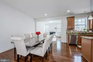 23197 Tradewind Dr, Brambleton, VA 20148 - Photo 5