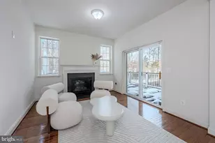 23197 Tradewind Dr, Brambleton, VA 20148 - Photo 11