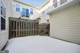 19390 Coppermine Sq, Leesburg, VA 20176 - Photo 27