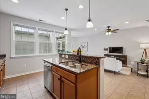 19390 Coppermine Sq, Leesburg, VA 20176 - Photo 17