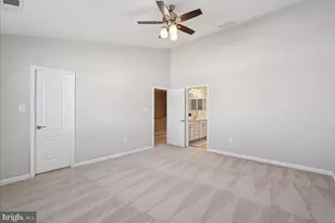 19390 Coppermine Sq, Leesburg, VA 20176 - Photo 51