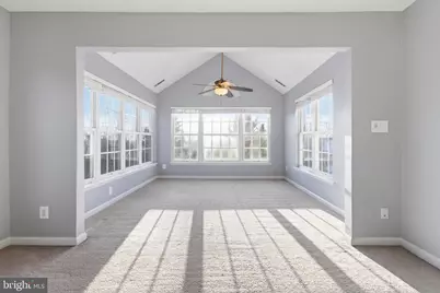 18544 Pineview Square, Leesburg, VA 20176 - Photo 19