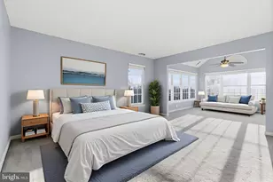 18544 Pineview Square, Leesburg, VA 20176 - Photo 17