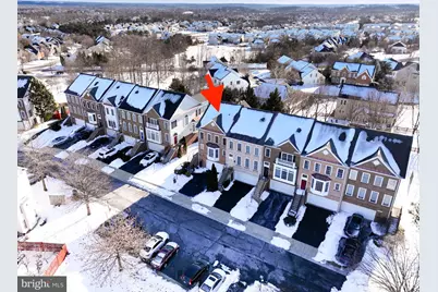 18544 Pineview Square, Leesburg, VA 20176 - Photo 3