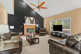 42714 Freedom St, Chantilly, VA 20152 - Photo 13