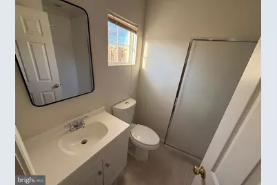 22976 Fontwell Square, Sterling, VA 20166 - Photo 23