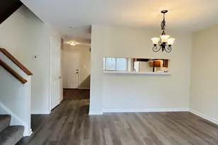 20865 Sandstone Square, Sterling, VA 20165 - Photo 5