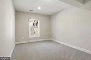 19673 Stanford Hall Pl, Ashburn, VA 20147 - Photo 61