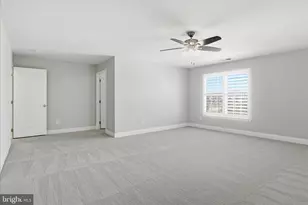 19673 Stanford Hall Pl, Ashburn, VA 20147 - Photo 45