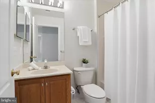 19673 Stanford Hall Pl, Ashburn, VA 20147 - Photo 55