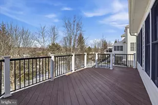 19673 Stanford Hall Pl, Ashburn, VA 20147 - Photo 33