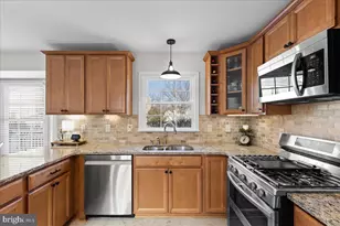 43960 Bidwell Ct, Ashburn, VA 20147 - Photo 15