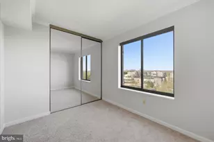 19385 Cypress Ridge Terrace, Leesburg, VA 20176 - Photo 17