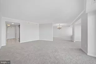 19385 Cypress Ridge Terrace, Leesburg, VA 20176 - Photo 15