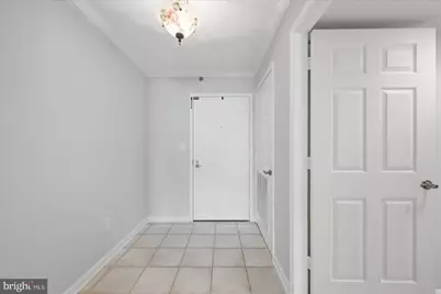 19385 Cypress Ridge Terrace #514, Leesburg, VA 20176 - Photo 7