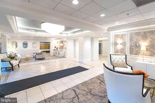 19385 Cypress Ridge Terrace, Leesburg, VA 20176 - Photo 5