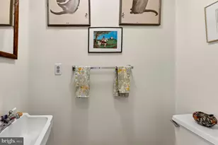 110 W O St, Purcellville, VA 20132 - Photo 11