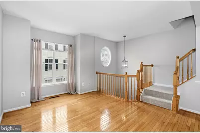 43722 Clear Lake Square, Ashburn, VA 20147 - Photo 5