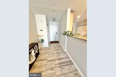 25340 Lake Mist Square #103, Chantilly, VA 20152 - Photo 3