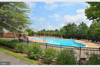 45460 Conductor Terrace #300, Sterling, VA 20166 - Photo 15