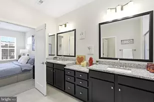 22801 Tawny Pne Sq, Brambleton, VA 20148 - Photo 51