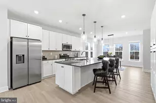 22801 Tawny Pne Sq, Brambleton, VA 20148 - Photo 23