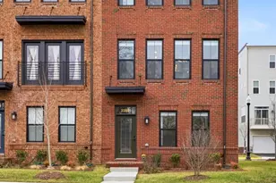 22801 Tawny Pne Sq, Brambleton, VA 20148 - Photo 5