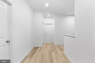 20885 Murry Fls Ter, Ashburn, VA 20147 - Photo 17