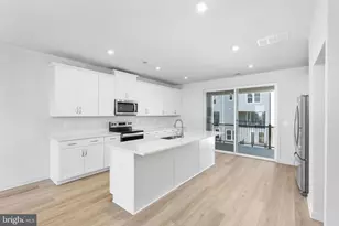 20885 Murry Fls Ter, Ashburn, VA 20147 - Photo 7