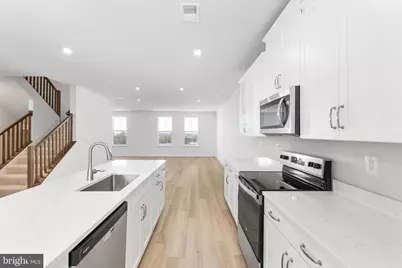 20885 Murry Falls Terrace, Ashburn, VA 20147 - Photo 11