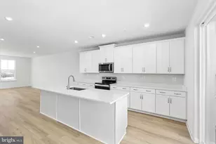 20885 Murry Fls Ter, Ashburn, VA 20147 - Photo 9