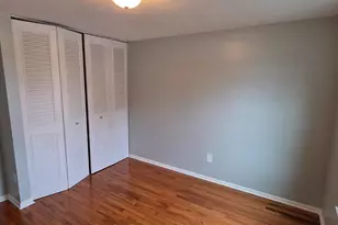 223 Laura Anne Ct, Sterling, VA 20164 - Photo 11